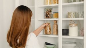 The Cousins or Coworkers Method: A Smart Way to Organize Your Home or Office